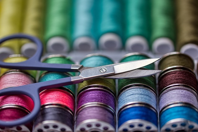 Sewing string and scissors